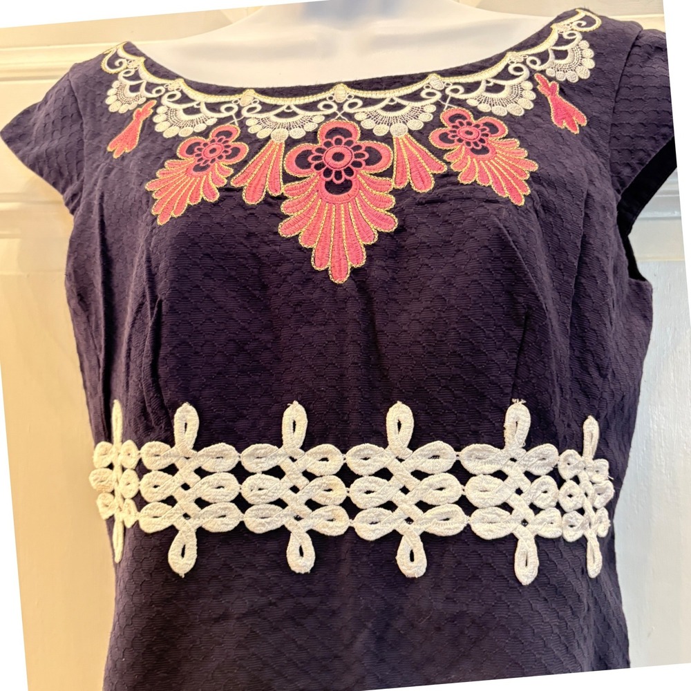 Lilly Pulitzer Navy Blue Embroidered Cotton Shift Dress Size 6 28058 Pink White - Picture 2 of 10